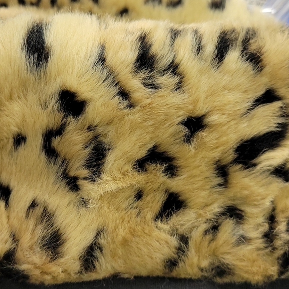 Too Kyoot Boot Toppers Faux Fur - Picture 4 of 4